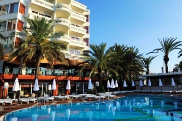 ELEGANCE HOTELS İNTERNATİONAL