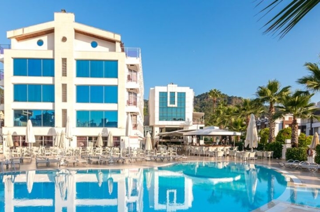 İDEAL PEARL HOTEL